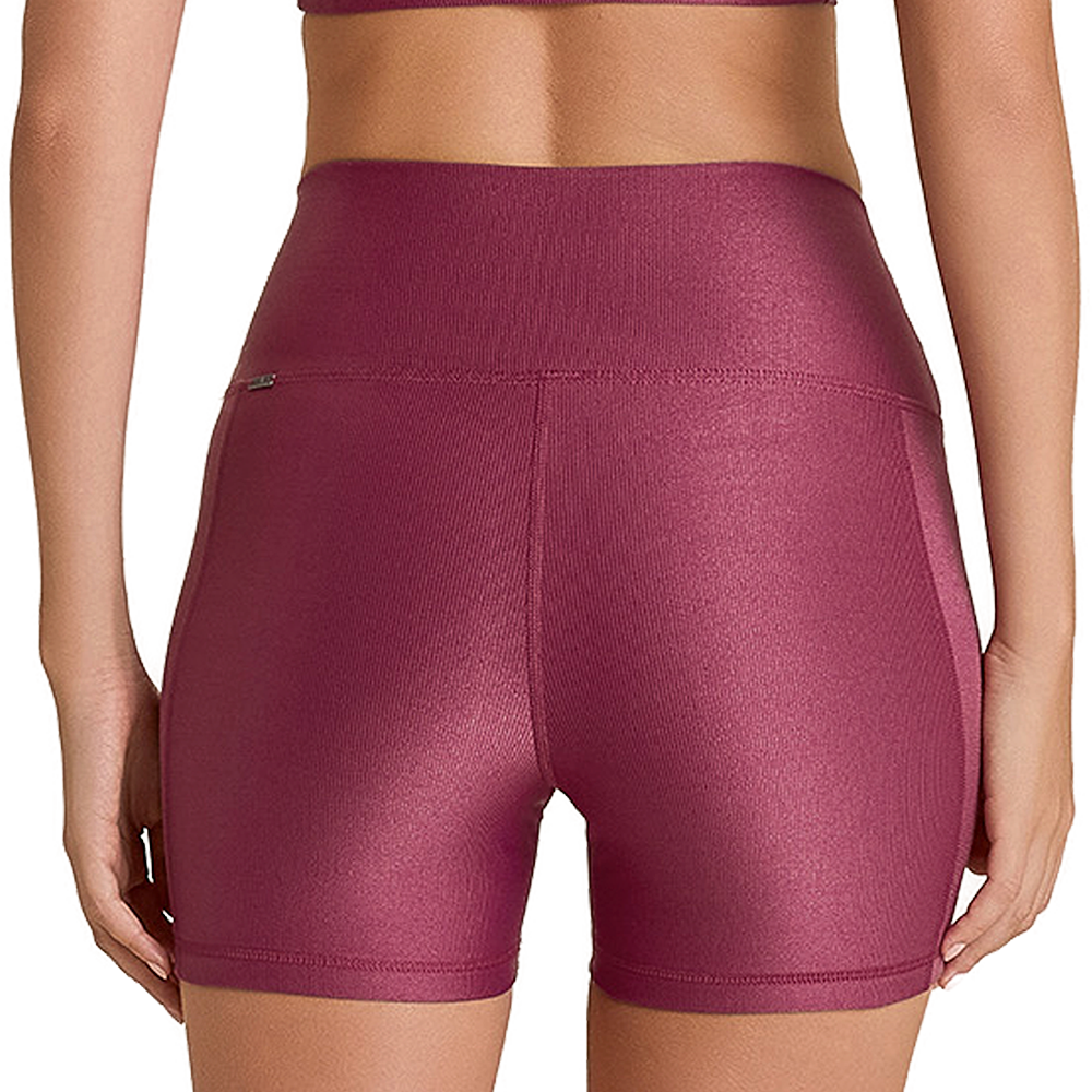 Short LIVE! Allure Adaptiv Fit P0146