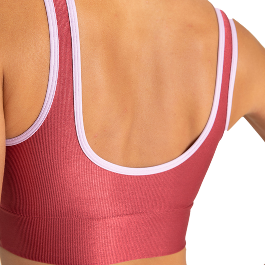 Top Deportivo LIVE! Line Essential Mujer P1048